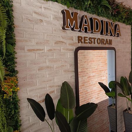 Madina-Zamzam Halal Hotels Group Bakoe Buitenkant foto