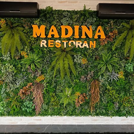 Madina-Zamzam Halal Hotels Group Bakoe Buitenkant foto