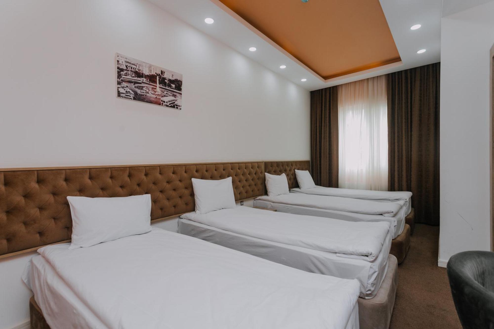 Madina-Zamzam Halal Hotels Group Bakoe Buitenkant foto