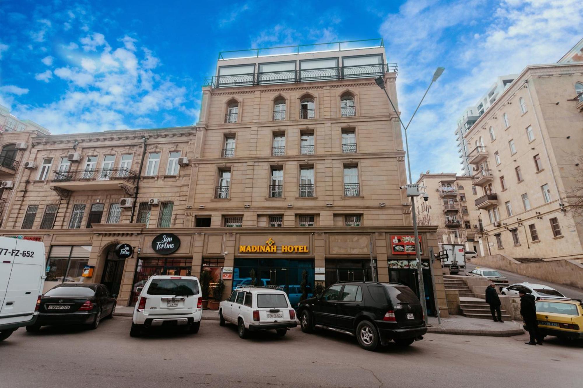 Madina-Zamzam Halal Hotels Group Bakoe Buitenkant foto
