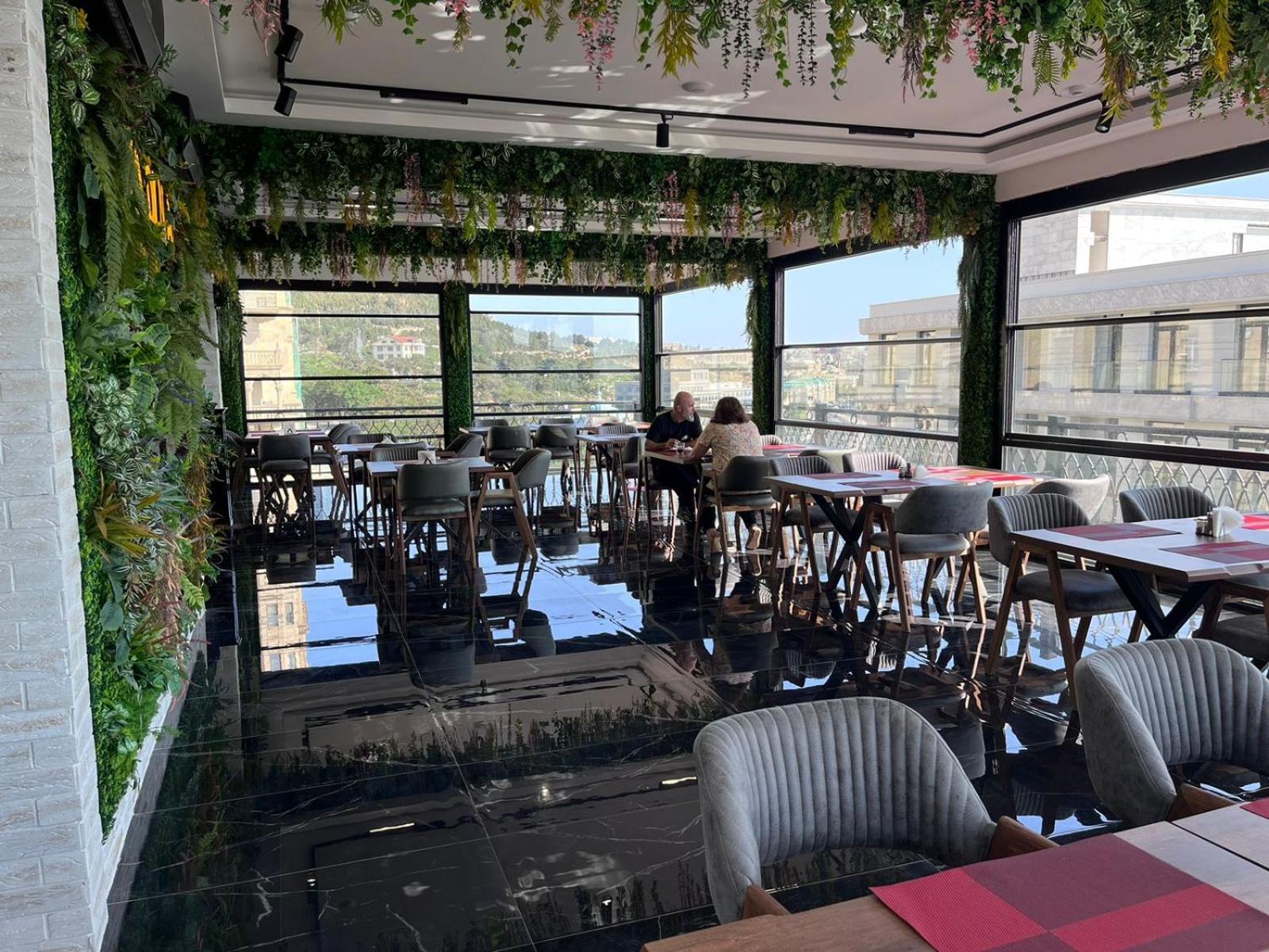 Madina-Zamzam Halal Hotels Group Bakoe Buitenkant foto