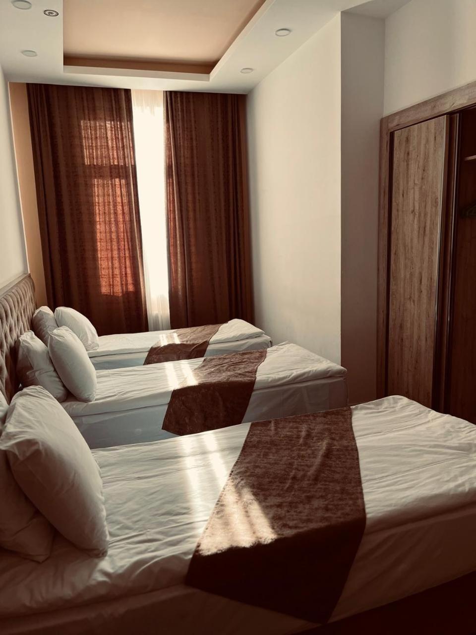 Madina-Zamzam Halal Hotels Group Bakoe Buitenkant foto